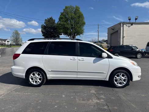 Used 2004 Toyota Sienna XLE image 5