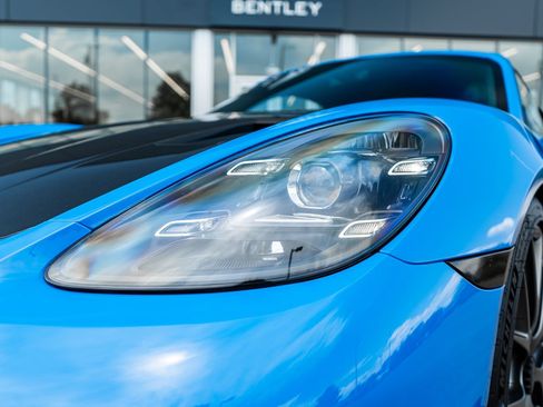 Used 2025 Porsche 718 Cayman GT4 RS RWD image 23
