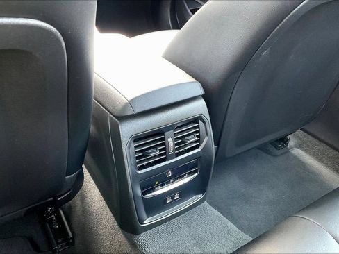Used 2025 BMW 330i Sedan RWD image 13
