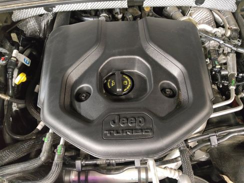 Used 2023 Jeep Grand Cherokee image 30