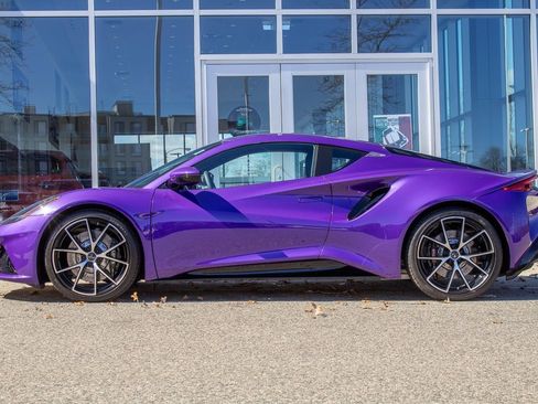 Used 2026 Lotus Emira V6 image 7