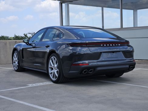 Certified 2026 Porsche Panamera 4 AWD/4WD image 3