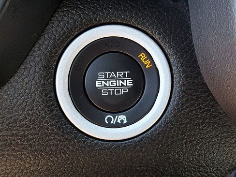 Used 2022 RAM 1500 Big Horn AWD/4WD image 21