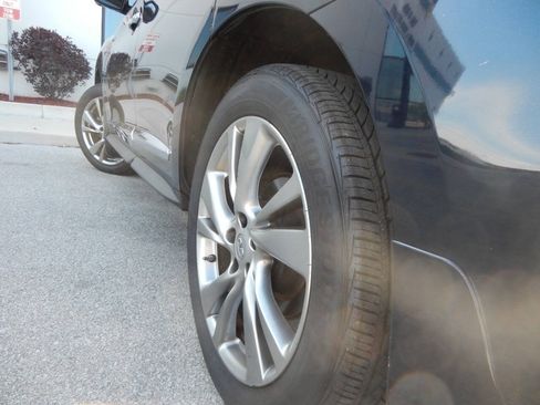 Used 2015 INFINITI QX60 Luxe w/ Deluxe Touring Package AWD/4WD image 19