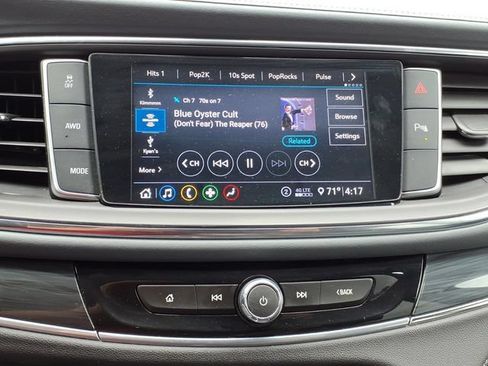 Used 2021 Buick Enclave Essence w/ Trailering Package, 5000 lbs. AWD/4WD image 22