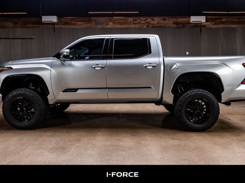 Used 2022 Toyota Tundra Platinum AWD/4WD image 5