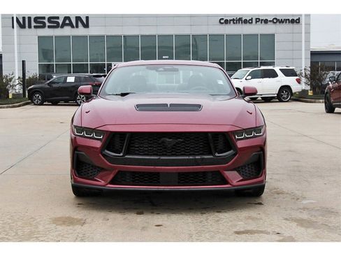 Used 2025 Ford Mustang GT Premium image 8