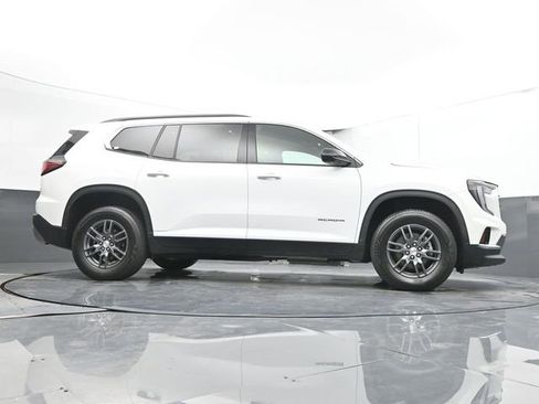 Used 2025 GMC Acadia Elevation FWD image 46