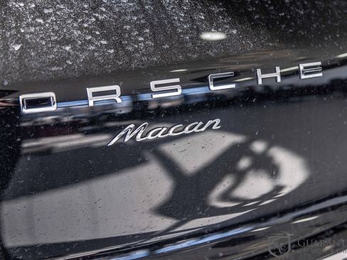 Used 2017 Porsche Macan image 14