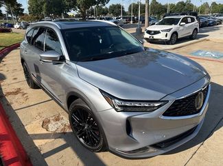 Used 2023 Acura MDX w/ Advance Package AWD/4WD video 1
