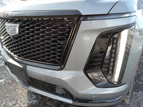 Certified 2025 Cadillac Escalade Sport Platinum w/ LPO, ONYX Package image 8