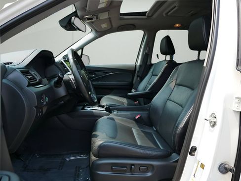 Used 2016 Honda Pilot Elite image 9