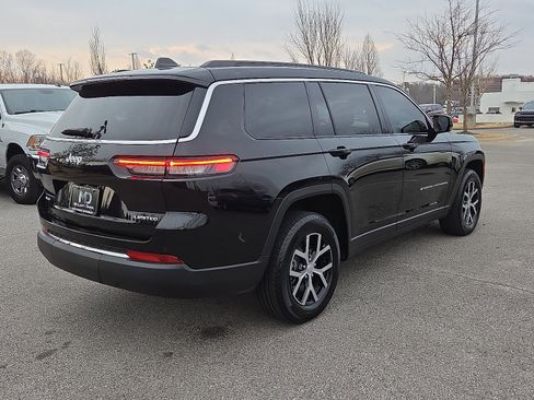 Used 2025 Jeep Grand Cherokee L Limited image 5