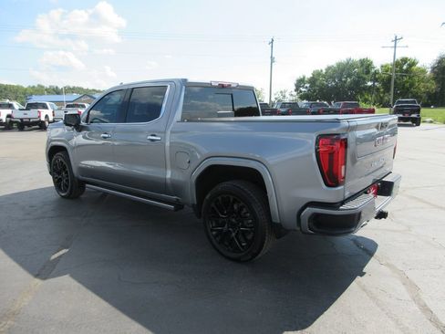 Certified 2023 GMC Sierra 1500 Denali w/ Denali Reserve Package AWD/4WD image 10