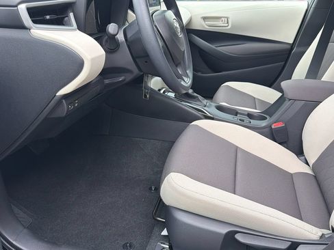 New 2026 Toyota Corolla LE FWD image 9