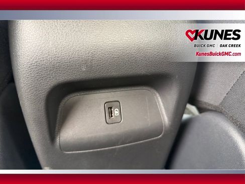 Used 2025 Nissan Sentra SV image 7