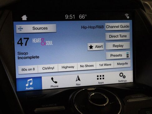 Used 2019 Ford Escape Titanium image 34