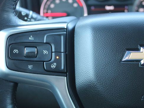 Used 2022 Chevrolet Silverado 3500 LT w/ Convenience Package image 16