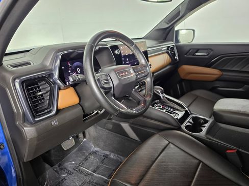 Used 2023 GMC Canyon AT4 w/ AT4 Premium Package AWD/4WD image 16