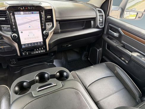 Used 2024 RAM 2500 Laramie w/ Safety Group AWD/4WD image 29