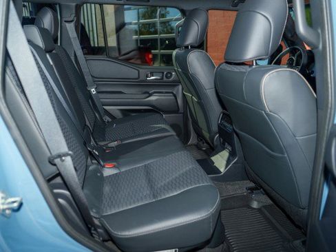 Used 2024 Toyota Land Cruiser image 18