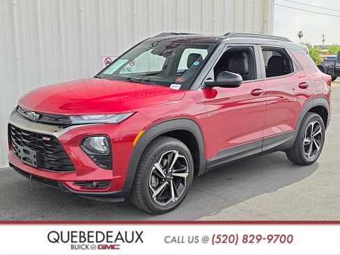 Used 2021 Chevrolet TrailBlazer RS w/ Convenience Package AWD/4WD image 3