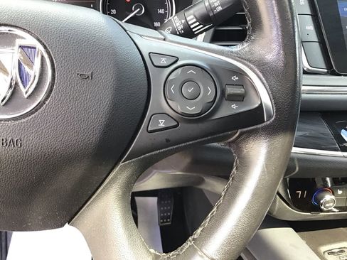 Used 2021 Buick Enclave Essence w/ Sound and Sites Package image 18