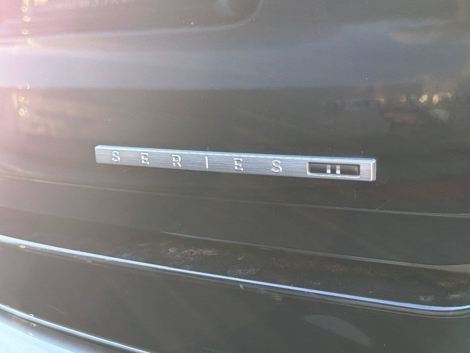Used 2024 Jeep Wagoneer Series II w/ Flexible Seating Group RWD image 6