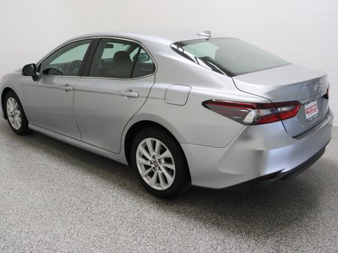Used 2024 Toyota Camry LE FWD image 9