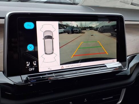New 2026 Volkswagen Atlas SE FWD image 15