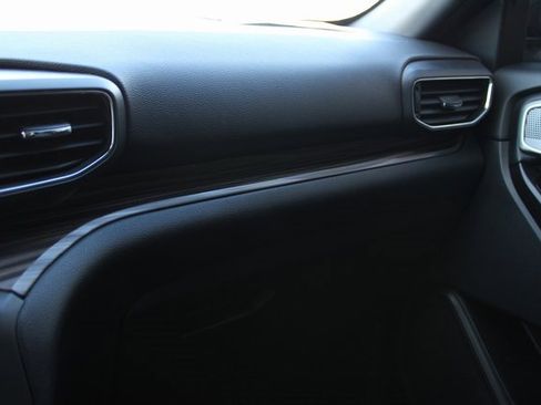 Used 2020 Ford Explorer Limited image 34