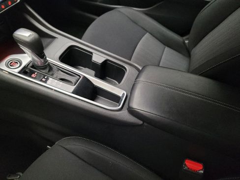 Used 2025 Nissan Sentra SV w/ All-Weather Package FWD image 26