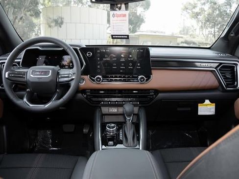 New 2026 GMC Canyon AT4 image 20