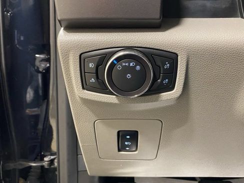 Used 2017 Ford F150 XLT w/ Equipment Group 302A Luxury AWD/4WD image 30