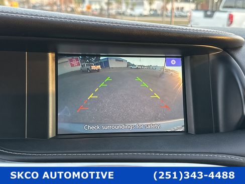 Used 2017 INFINITI QX30 AWD image 17