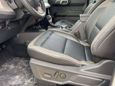 New 2026 Ford Bronco Outer Banks image 10