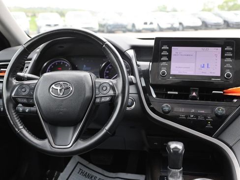 Used 2021 Toyota Camry SE w/ Cold Weather Package AWD/4WD image 23