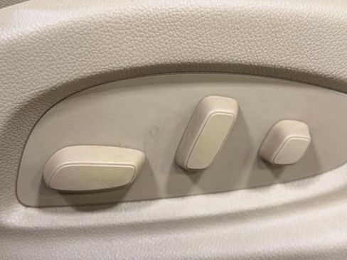 Used 2015 Cadillac ATS Luxury w/ Sun And Sound Package image 20