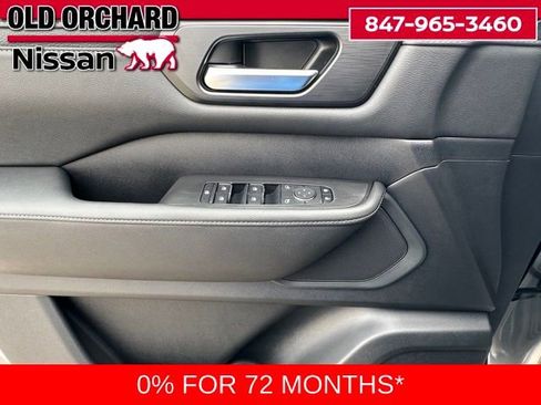 New 2025 Nissan Armada SV image 8