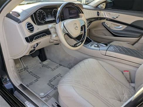 Used 2016 Mercedes-Benz Maybach S 600 image 2