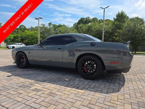 Used 2023 Dodge Challenger SRT Hellcat RWD image 11
