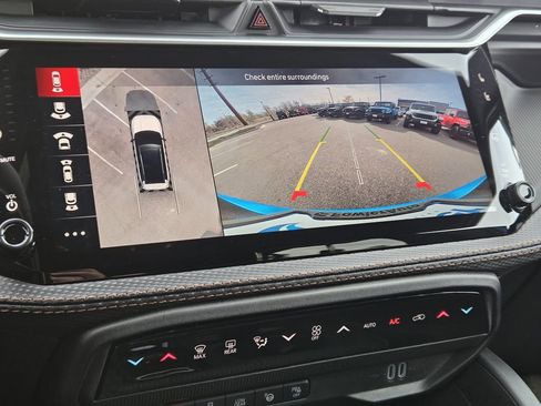 New 2026 Jeep Cherokee Overland w/ Trailer Tow Group AWD/4WD image 9