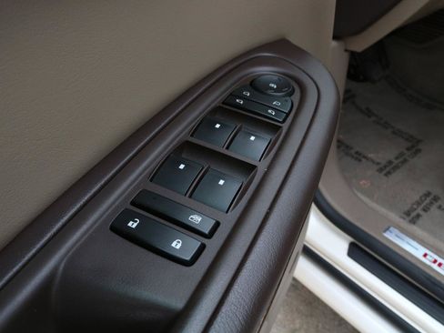 Used 2015 GMC Acadia Denali AWD/4WD image 22