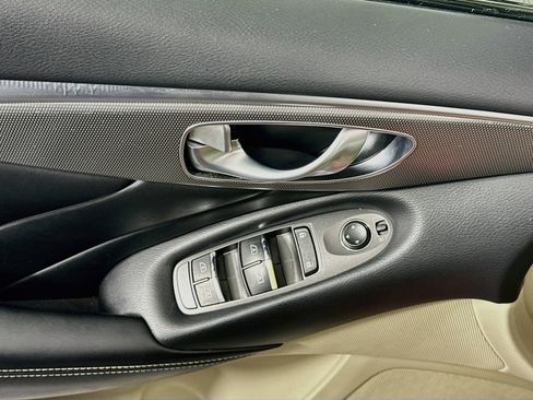 Used 2015 INFINITI Q50 Premium w/ Navigation Package RWD image 15