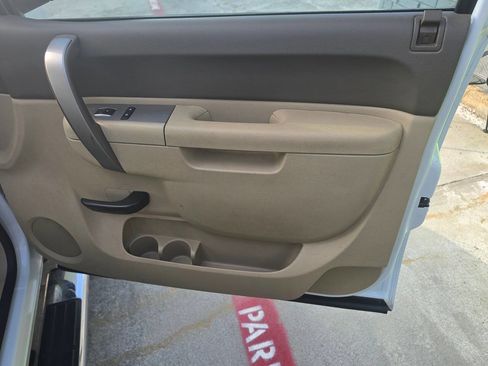 Used 2013 Chevrolet Silverado 1500 LT image 27