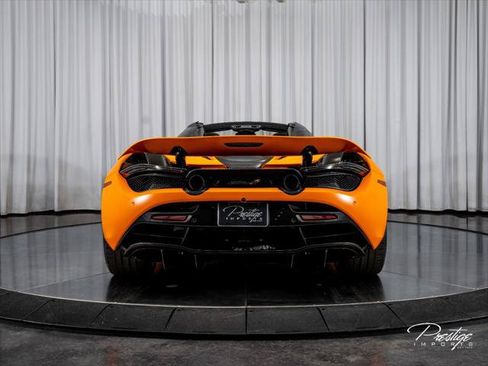 Used 2020 McLaren 720S Performance RWD image 24