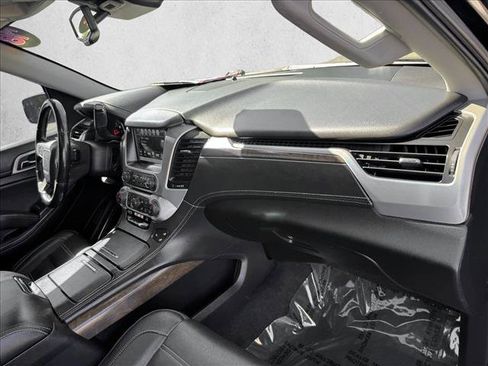 Used 2018 GMC Yukon XL Denali w/ Open Road Package AWD/4WD image 23