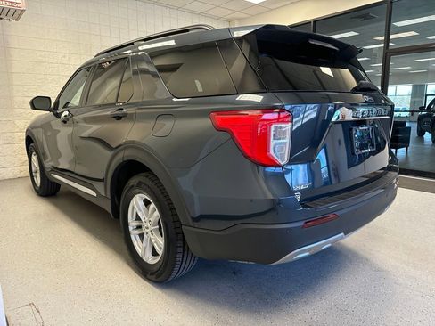 Used 2023 Ford Explorer XLT w/ Equipment Group 202A AWD/4WD image 3