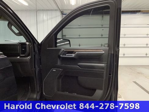Used 2024 Chevrolet Silverado 1500 LT Trail Boss w/ LT Trail Boss Premium Package image 10