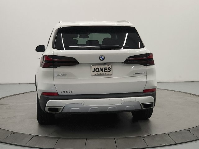 Used 2026 BMW X5 sDrive40i RWD image 7